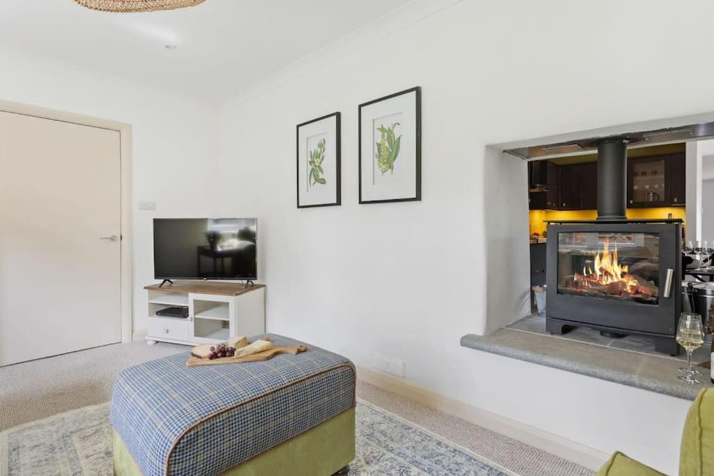 Bramblewood - Cosy Chic, Hot Tub, Close To Beach Stokeinteignhead Eksteriør billede