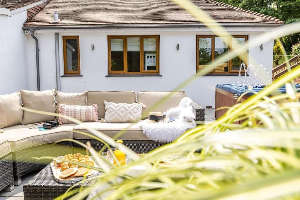 Bramblewood - Cosy Chic, Hot Tub, Close To Beach Stokeinteignhead Eksteriør billede