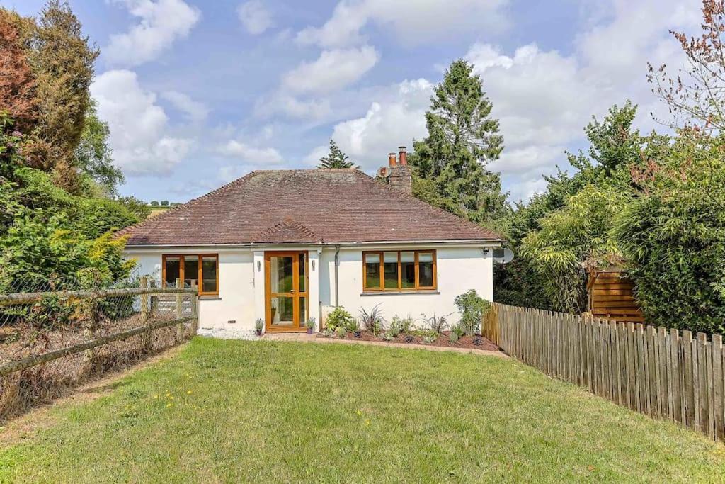 Bramblewood - Cosy Chic, Hot Tub, Close To Beach Stokeinteignhead Eksteriør billede